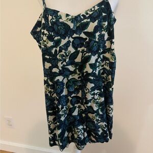 Loft size 6 Floral Print Shorts Romper